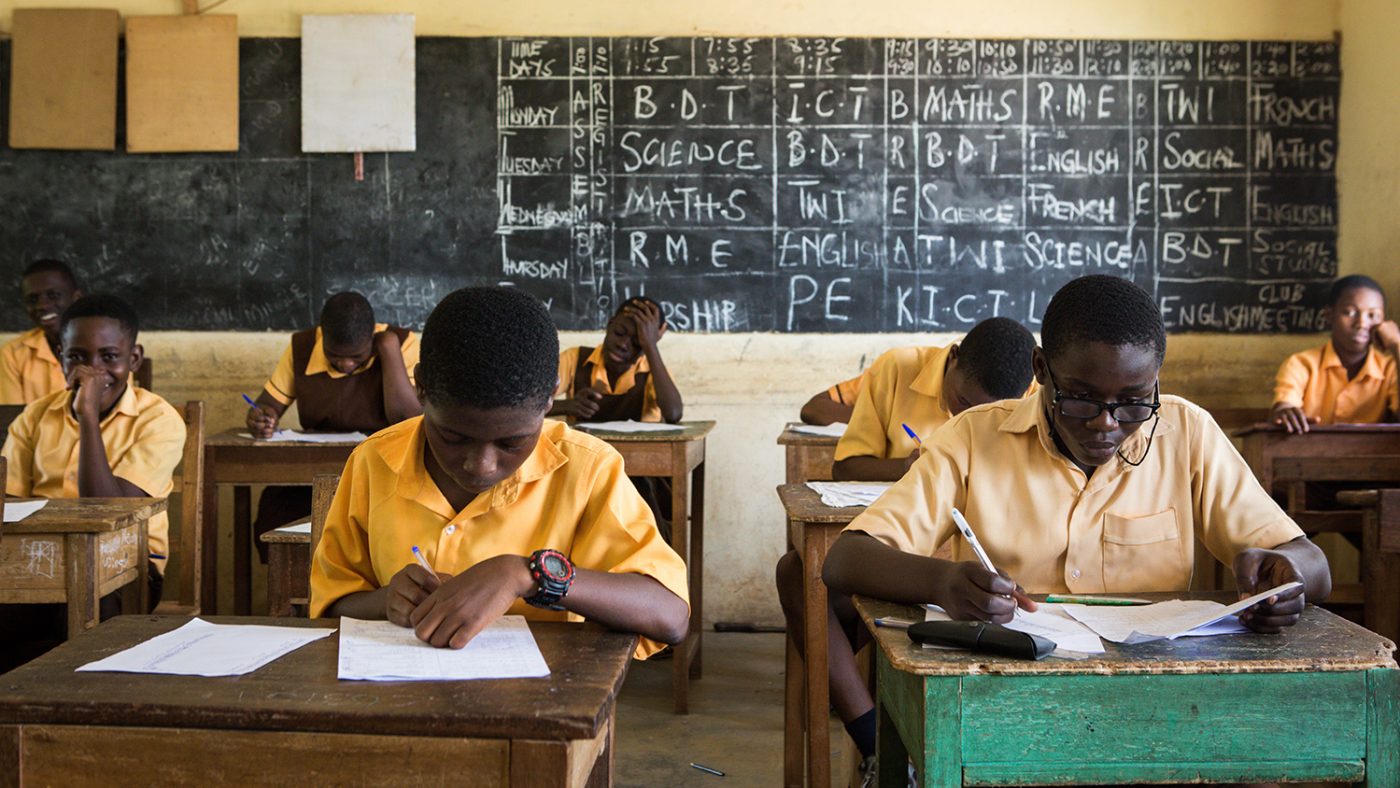 ghana junior learning students children many kelas bahasa inggris soal way easier glasses schools classroom sightsavers eye simple