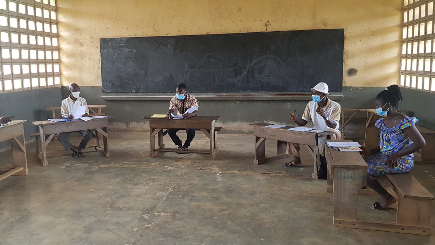 Volunteers for a black fly catching survey attend a training before surveys began. During the training COVID safe measures were followed so the activity could resume safely.